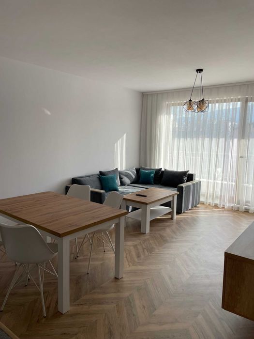 Дава се под наем Тристаен апартамент в София, Дружба 2 - 94 кв.м за 580 € - Снимка #1