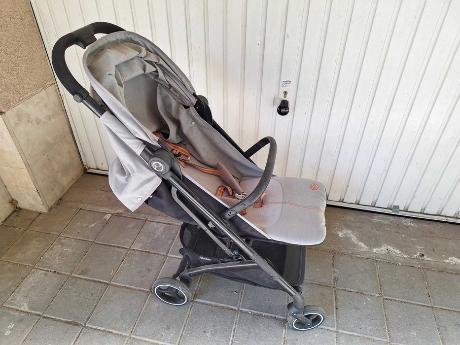 Бебешка количка Cybex Beezy