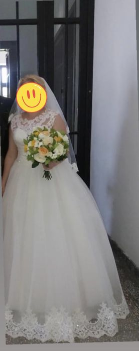 Rochie de mireasa+voal