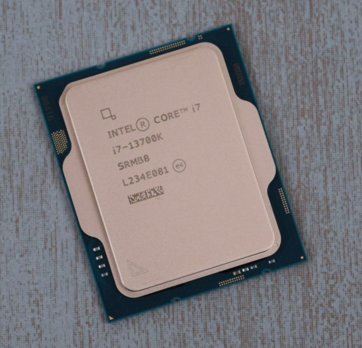 Продам процессор интел i7 13700k