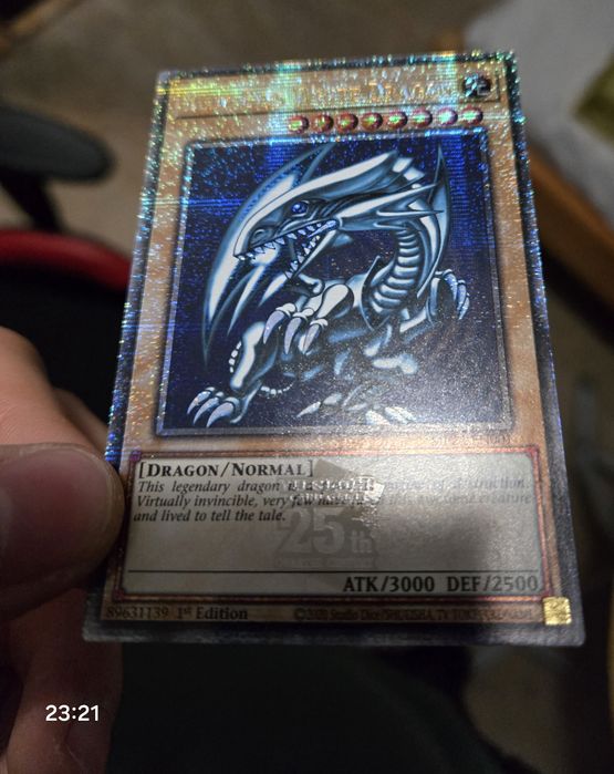 Yu-gi-oh! blue eyes white dragon QSR