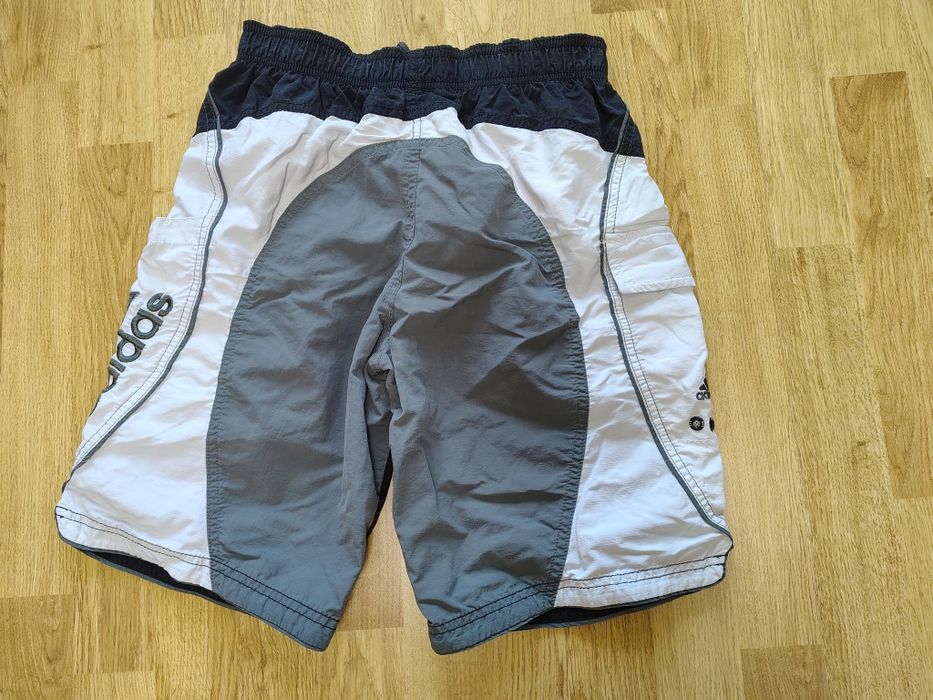 Adidas pantaloni scurți