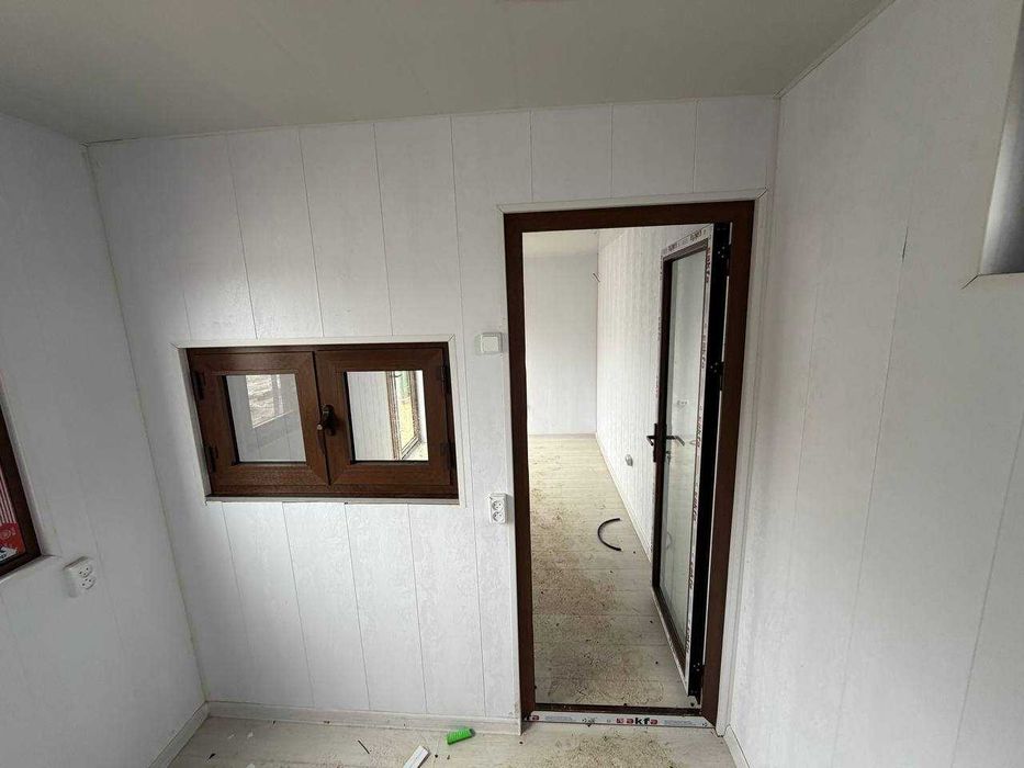 Контейнер под офис кафе магазин