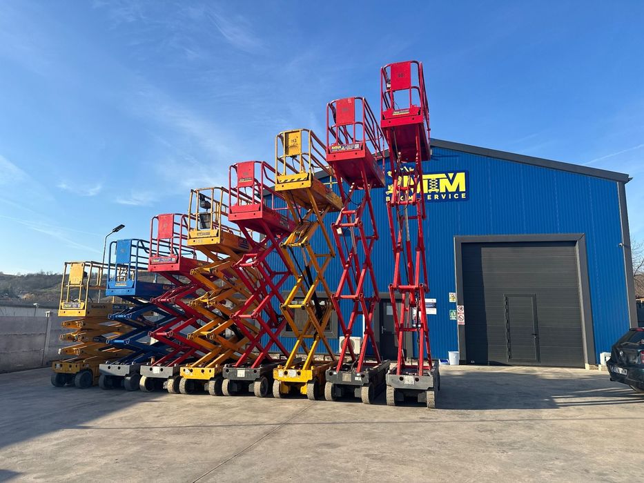 Haulotte Compact 8 din 2006 ani pret 4900 euro plus tva inchiriere vanzare