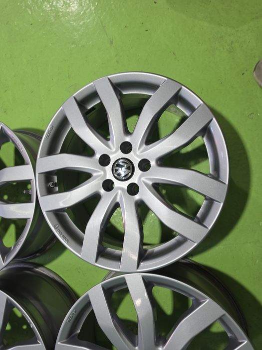 18 5x112 Vw Passat Touran Caddy Golf Skoda Audi 5х112