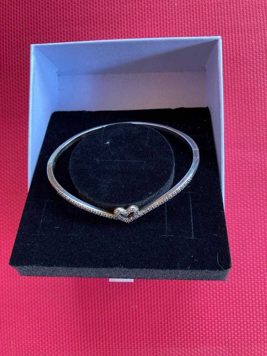 Продам браслет  pandora