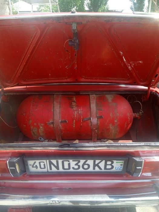 Minib yurilgan mashina hamma joyi joyida dakument joyida muammoli joyi