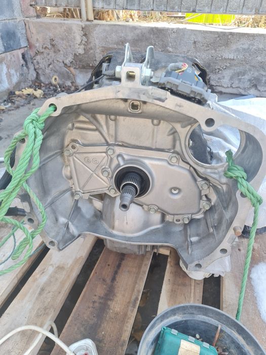 Коробка на Subaru Forester