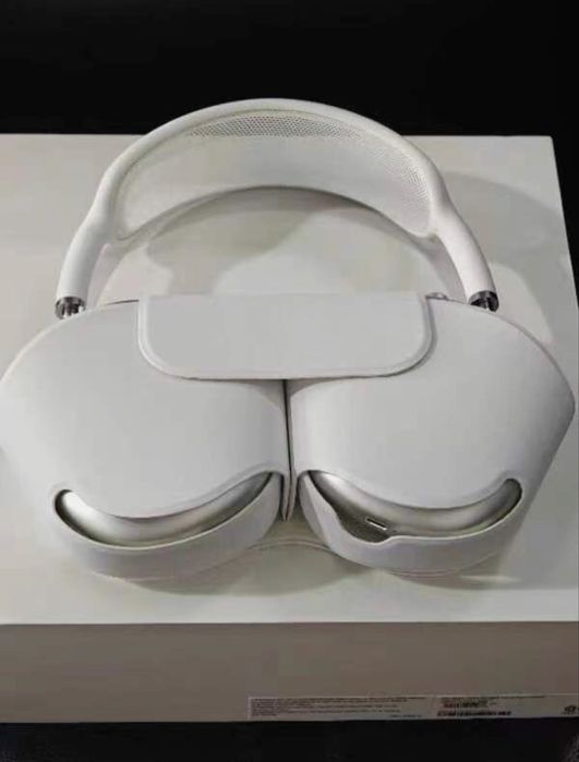 AirPods Max (1 поколение, Lightning), Silver