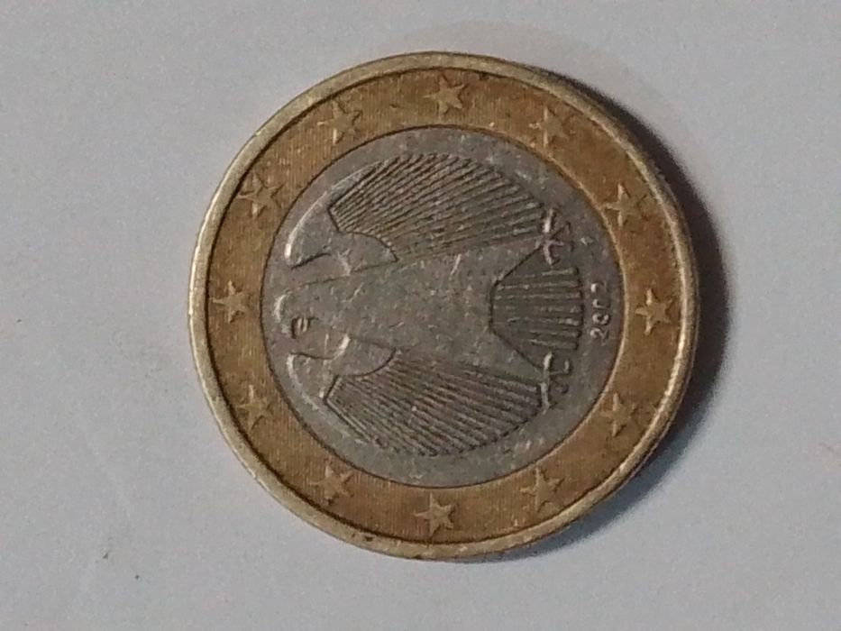 Vând doua monede de 1 euro an 2002 pentru colectionari