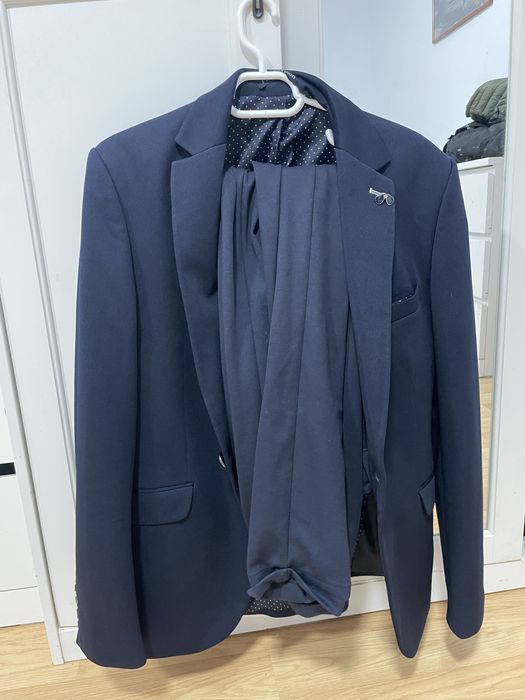 Compelu palton si pantaloni marimea s bluemarin