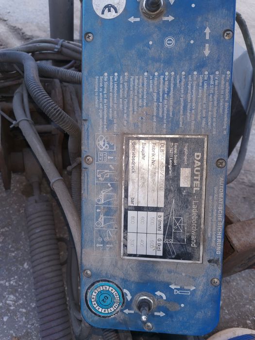 Падащ борд Dautel на части от Ивеко