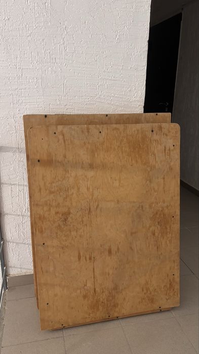 Жер стол сатылад.