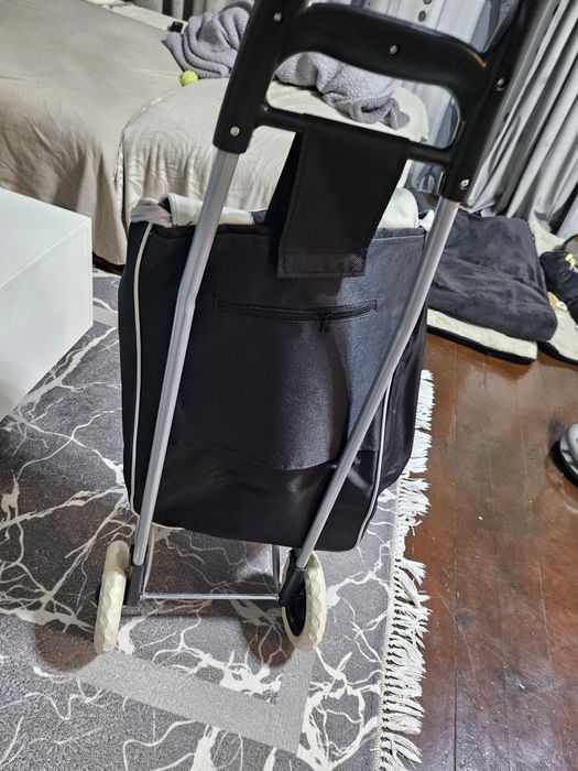 Пазарска количка нова