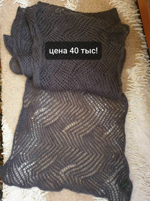 Продаётся. Шапки разные женские