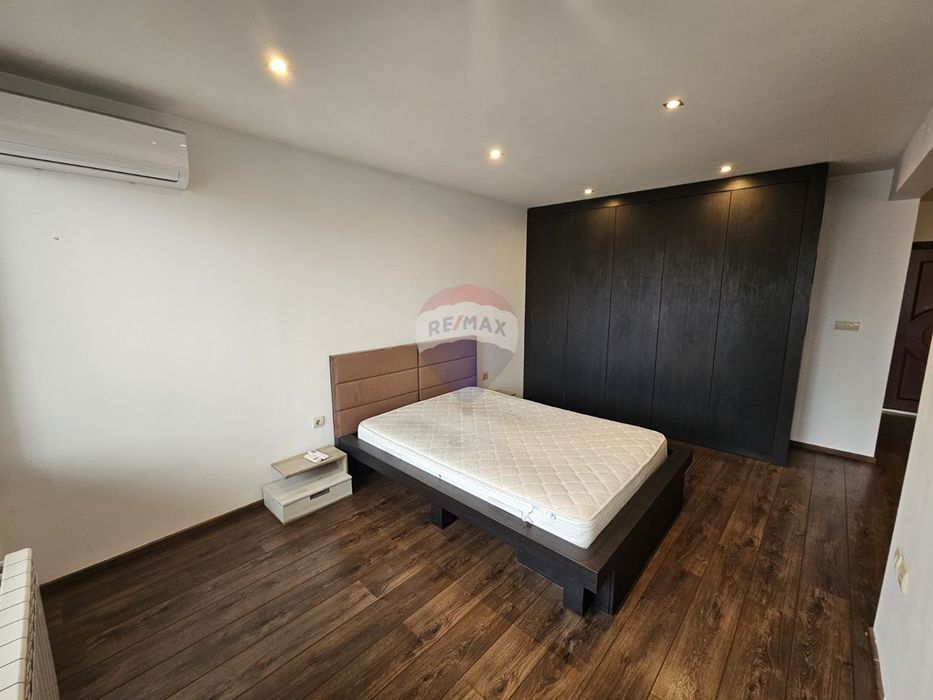 Дава се под наем Двустаен апартамент в Варна, Възраждане 1 - 91 кв.м за 508.47 € - Снимка #7