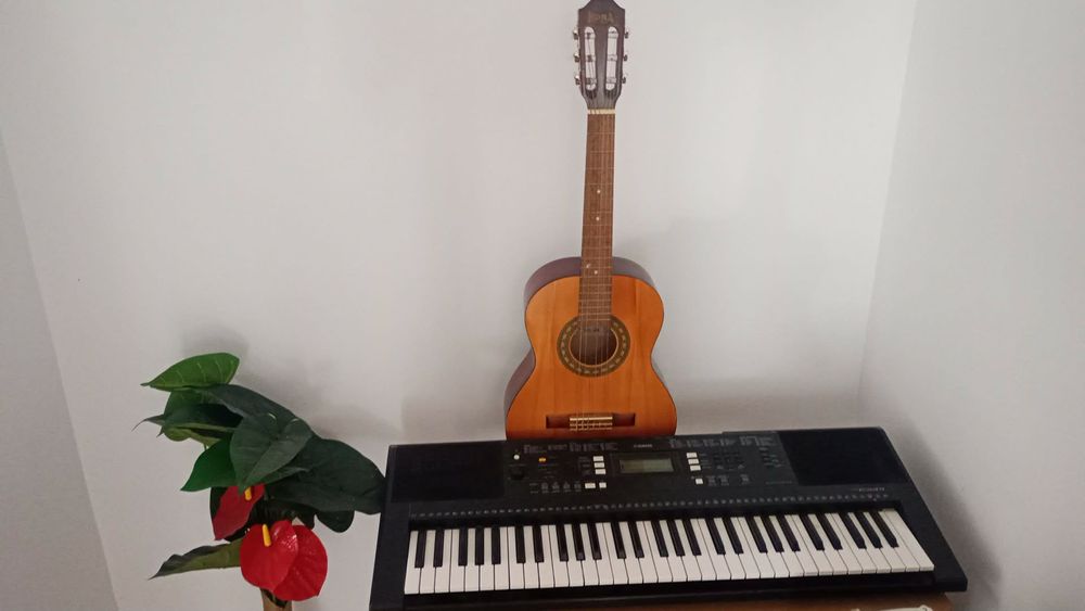 Vând orga Yamaha PSR E343