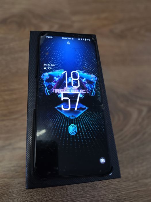 ASUS ROG Phone 5