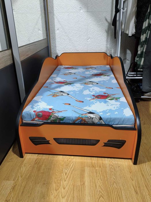 Pat mașină copii