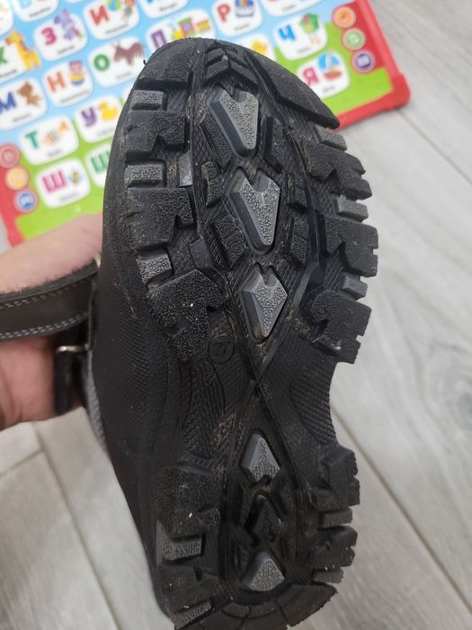 Детские зимние ботинки