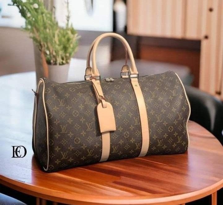 Genti unisex voiaj LV,super model, curea reglabila umăr, saculet, etichetă