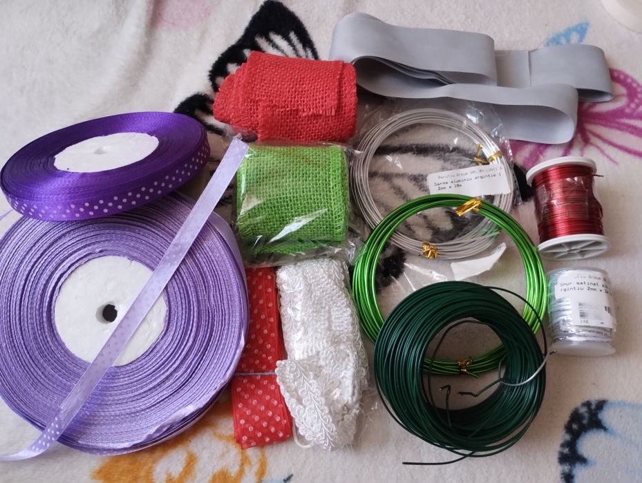 Panglica și decorațiuni Crăciun