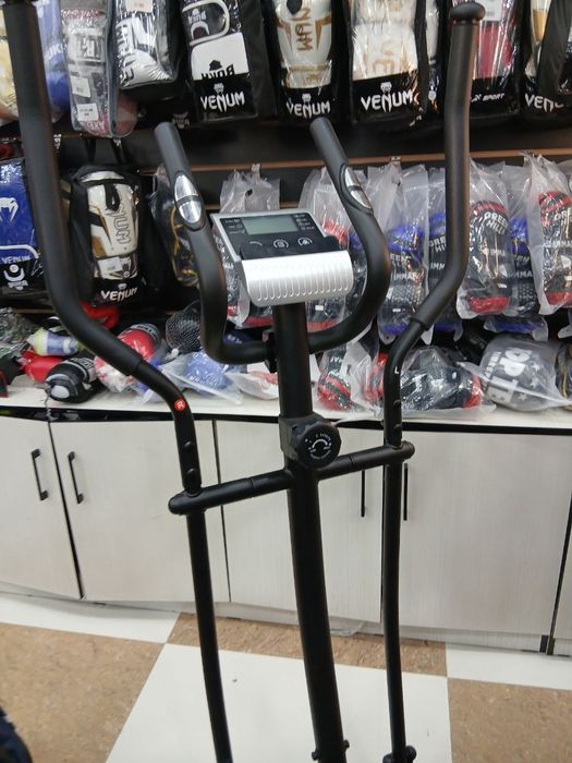 Trenajor velik sotilad