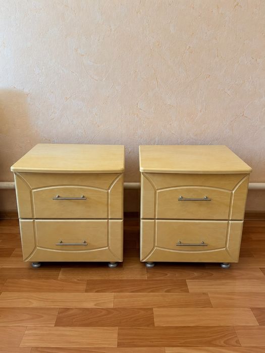 Продам спальный гарнитур