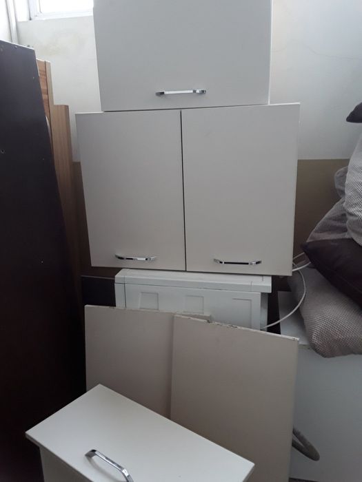 Шкафове горен ред