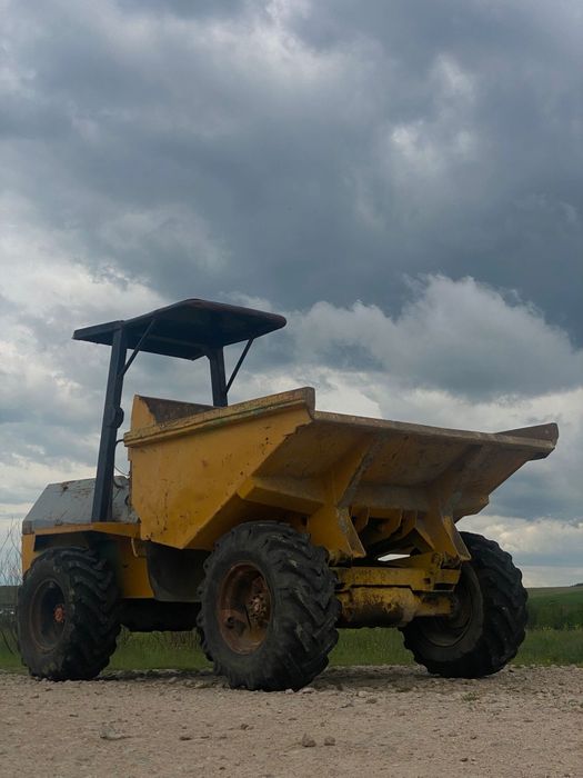 Vand/Inchiriez dumper benford 6t