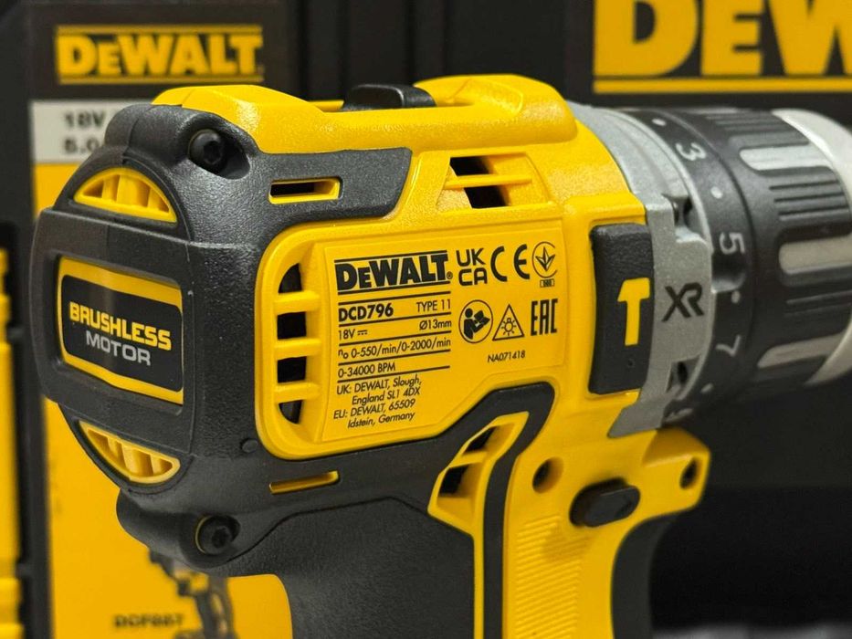 Комплект безчетков винтоверт и бормашина DeWALT DCK266P2T