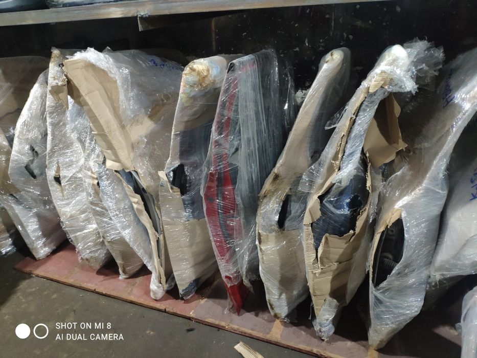 Двери на Каролла 150, королла