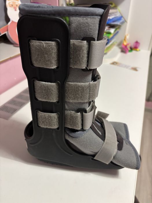 Orteza tip Walker pentru copii