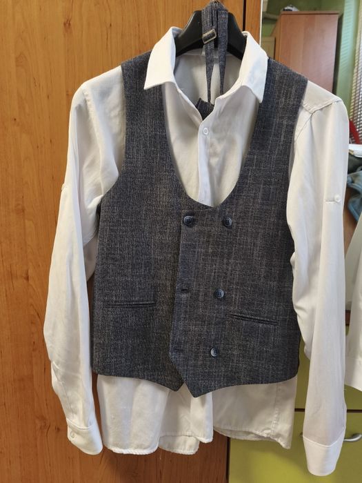 Официални детски костюми