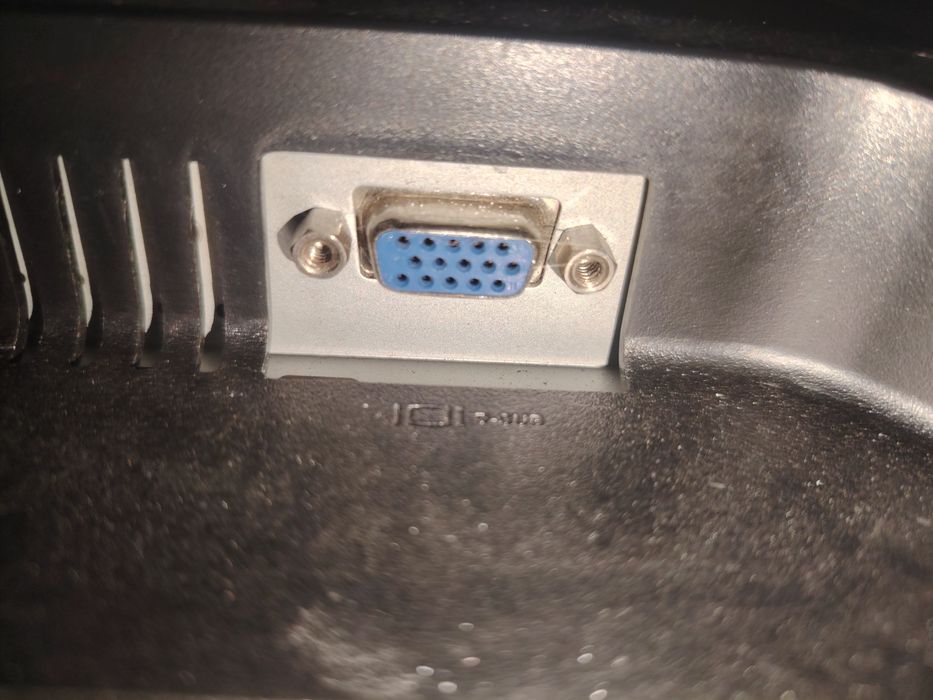 Monitor DELL 50-60 HZ