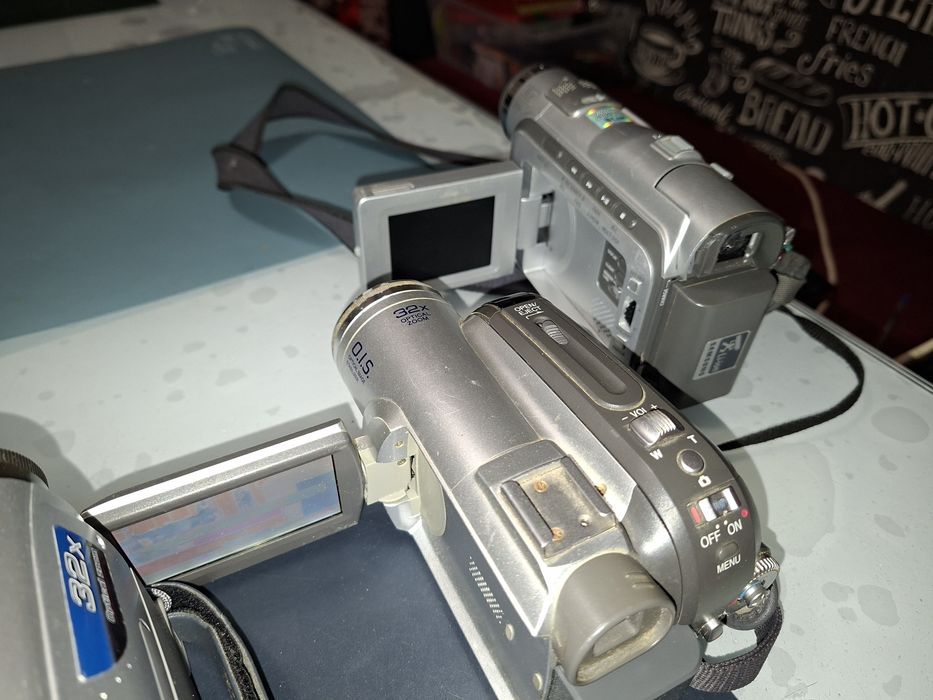 Lot 5 buc. handycam-uri,  pentru piese sau reparat, ieftin