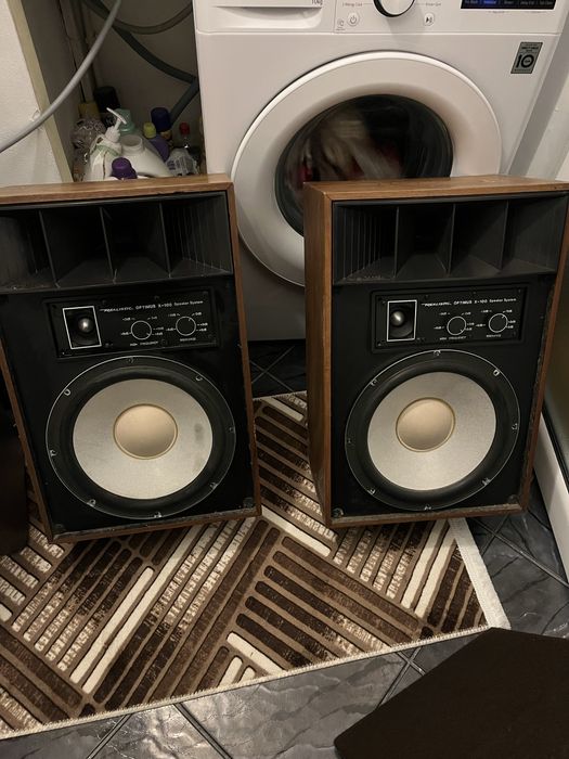 Boxe hi-fi  de camera