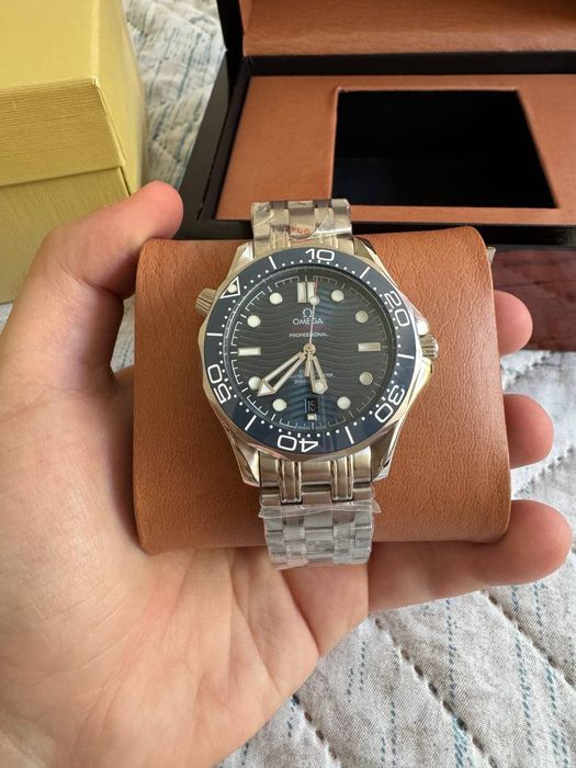 Луксозен часовник на Omega