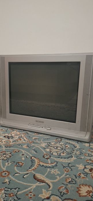 Продам телевизор