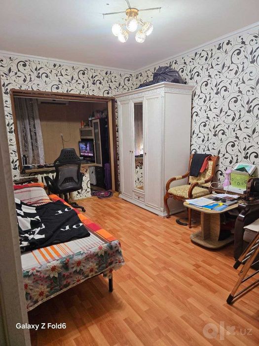 Юнусабад 10, 1/5/5 Улутшенка 45м2 Не Торец Ориентир: Корзинка
