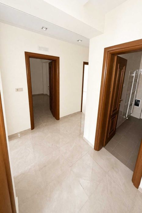 Дава се под наем Офис в Пловдив, Кършияка - 200 кв.м за 1645.77 € - Снимка #15