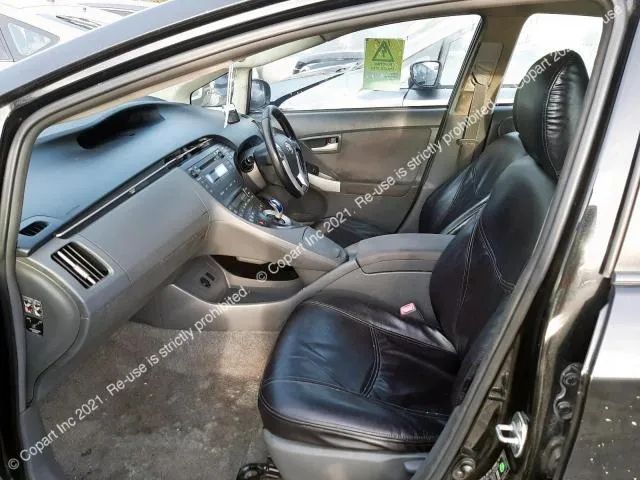 Dezmembrez Toyota Prius 3