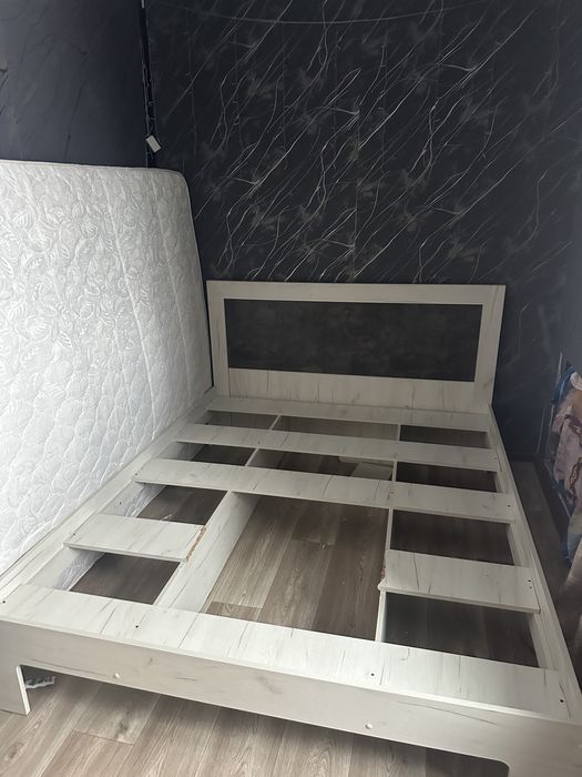 Кровать двухспальная 200*160