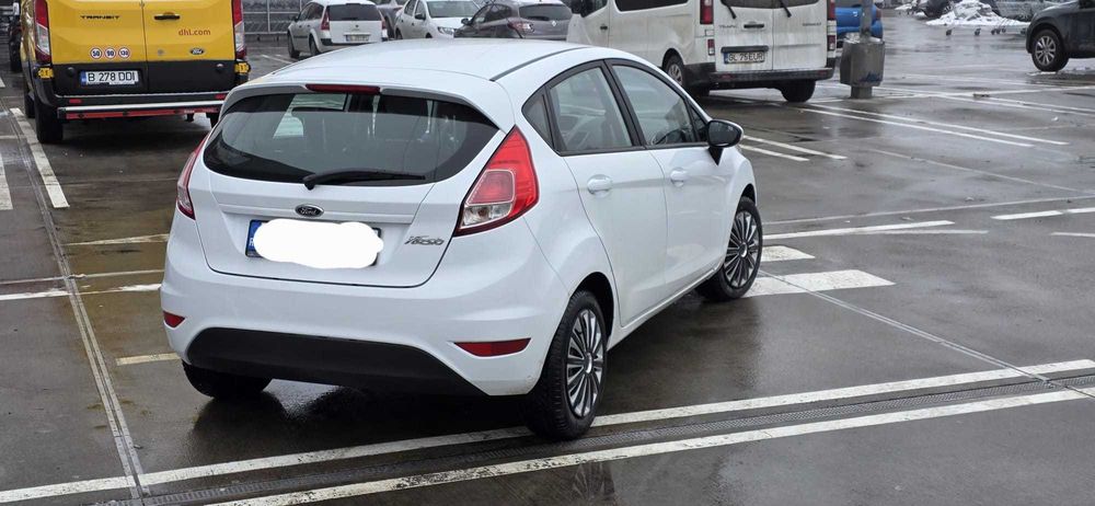 Ford Fiesta 2015 1.5 Diesel – Economic, Aer condiționat