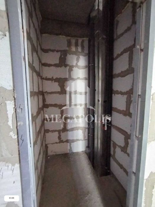 Buxoro citida 2 xonali karopka kavartira arzon narxda sotiladi. №436