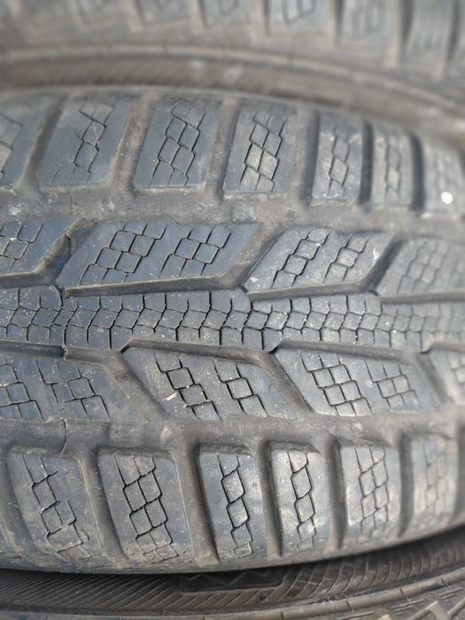 185/60/15" Semperit 4бр.гуми