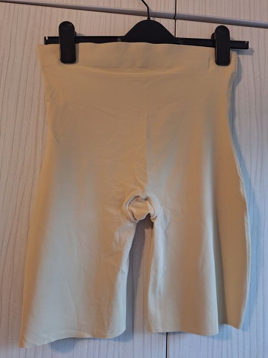 Colanți bej pentru damă