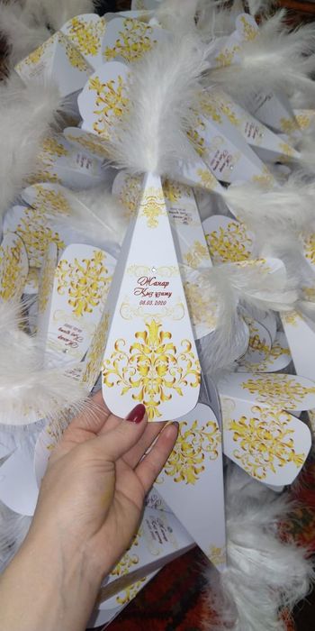 Той бастар.  Бонбоньерки