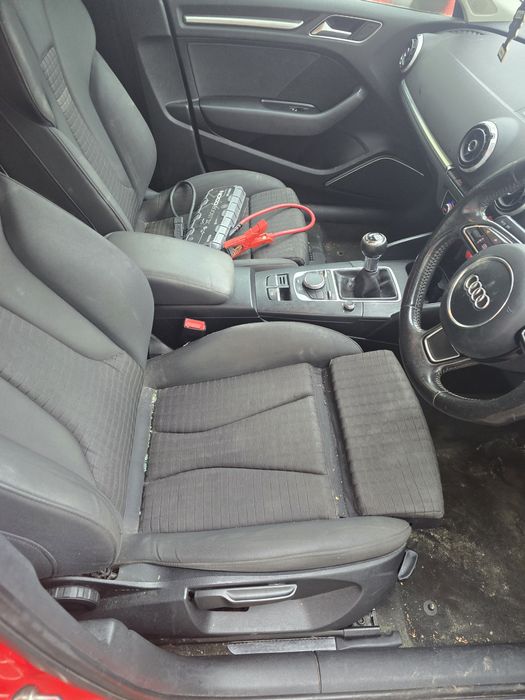 Dezmembrez Audi A3 8V hatchback 2.0 TDI cod CRB an 2015