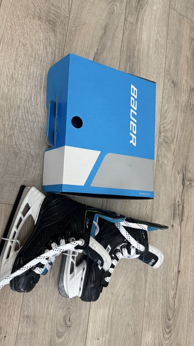 Коньки хоккейные детские